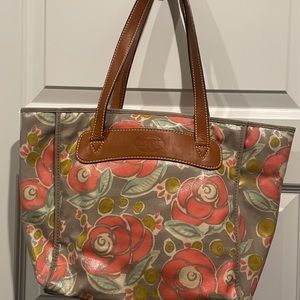 Fossil tote